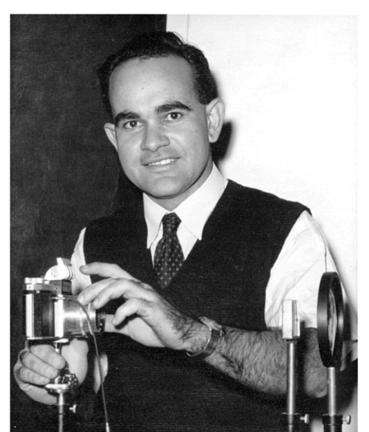 Dr. Evert Hoek